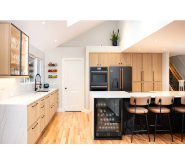 Y-Series Slim Shaker Rift White Oak